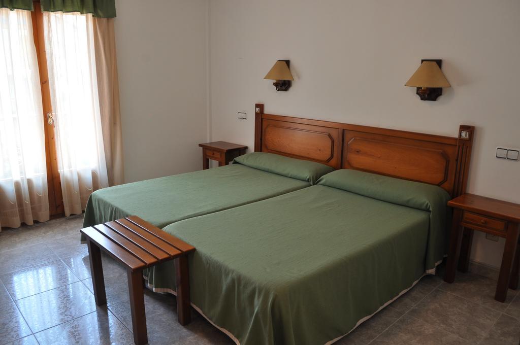 Hotel Latre Broto Quarto foto