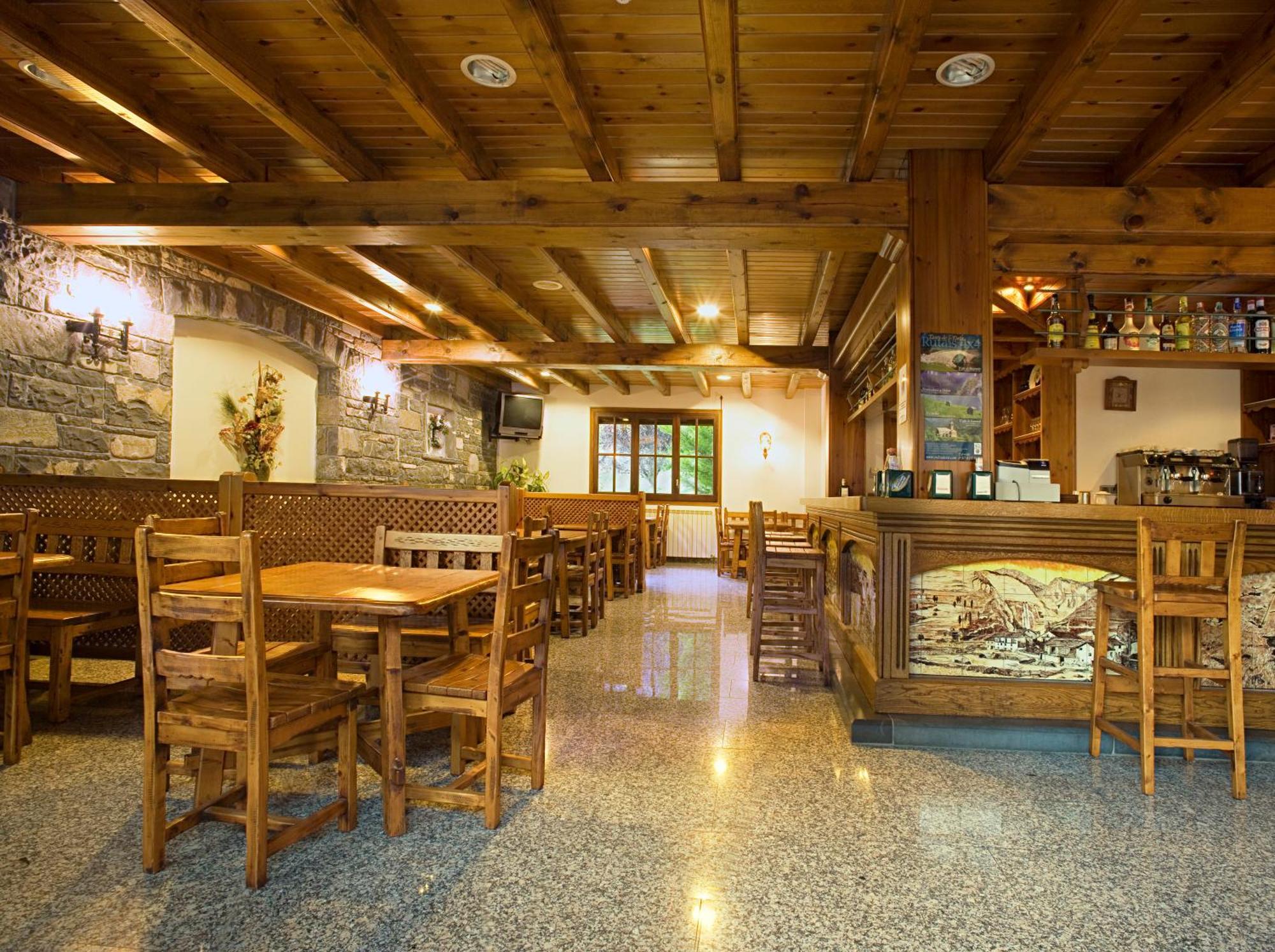Hotel Latre Broto Exterior foto